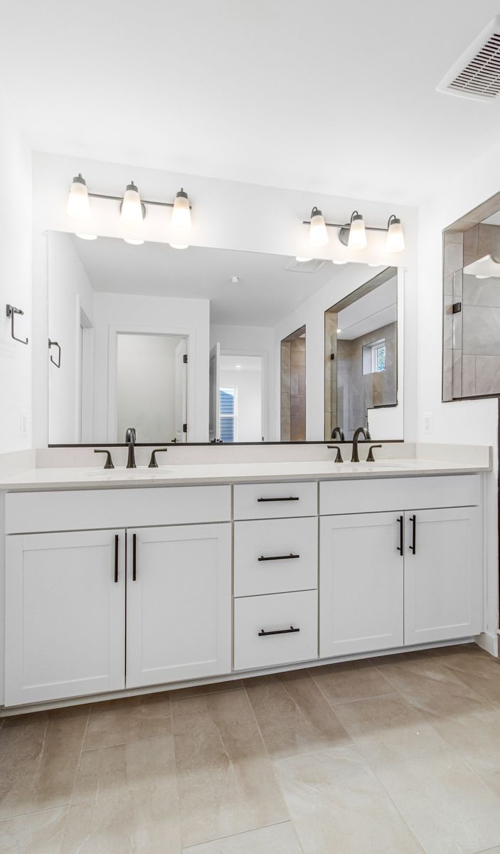 Bathroom Vertical