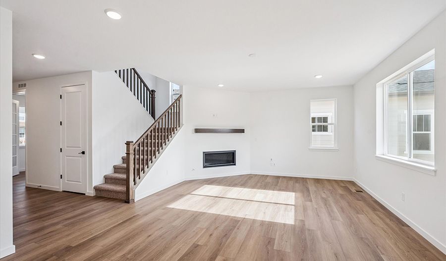 5598 Tamarack Avenue (Hemingway)