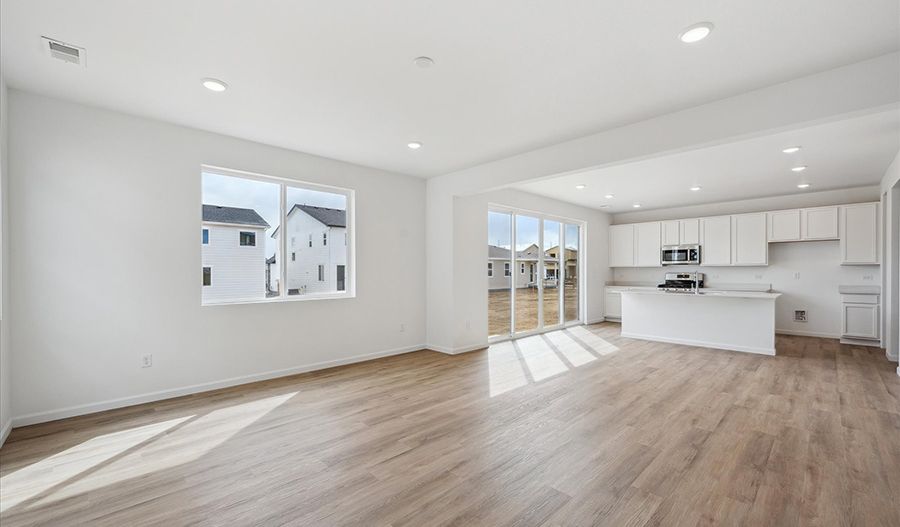 4666 Sugar Beet Street (Lapis)