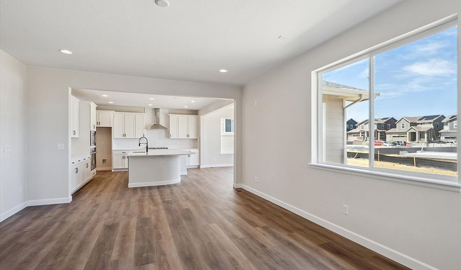 5583 Riverbend Avenue (Hemingway)