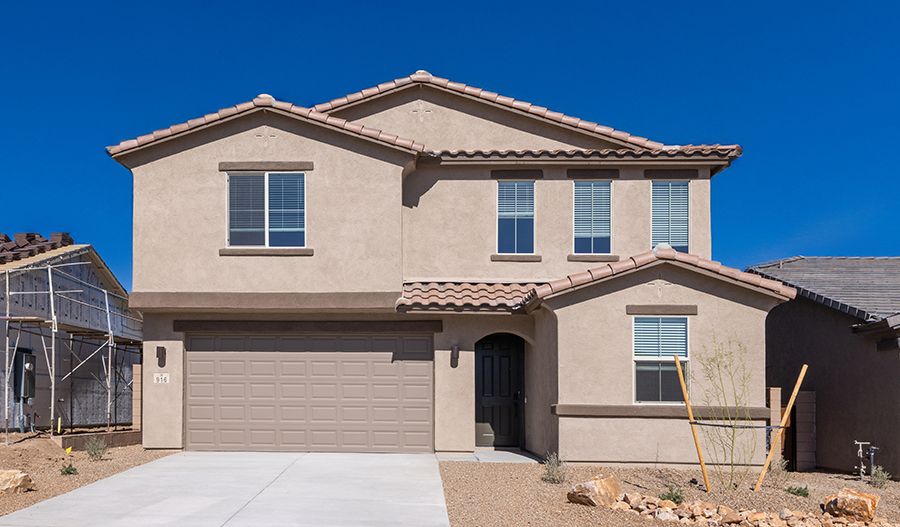 916 Corte Miel De Abeja (Moonstone)