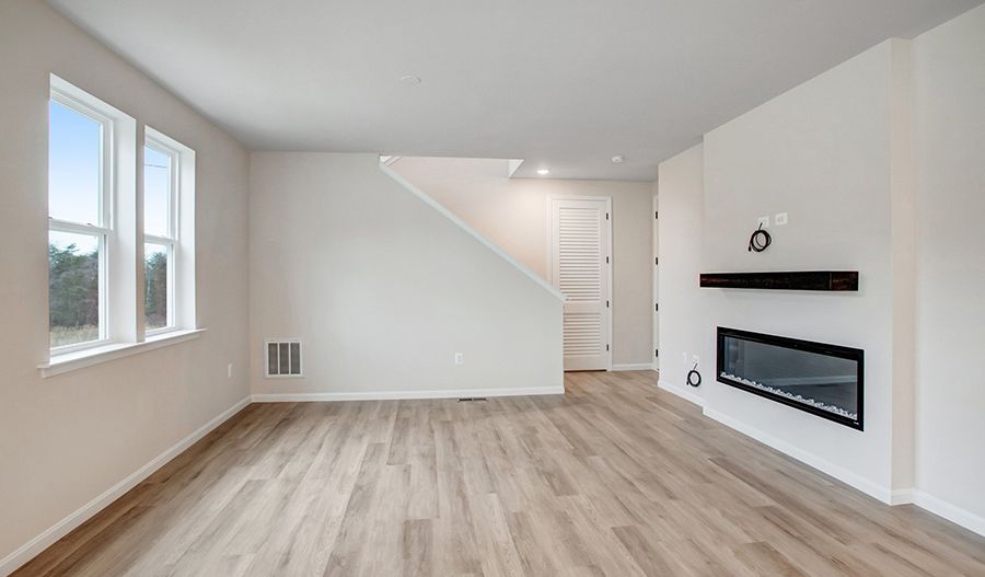 1074 Winter Place (Coral)