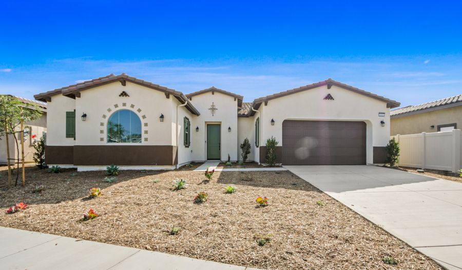 Maddox - Yorba Estates: Chino, California - Richmond American Homes