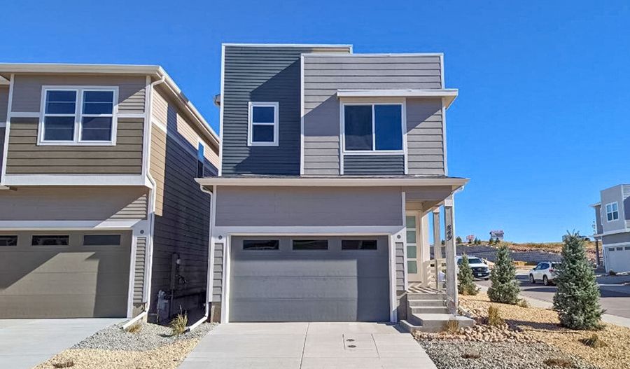 Cherry - Meadowbrook Park: Colorado Springs, Colorado - Richmond American Homes