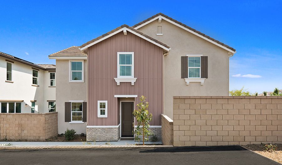 casa en Flora at The Arboretum por Richmond American Homes