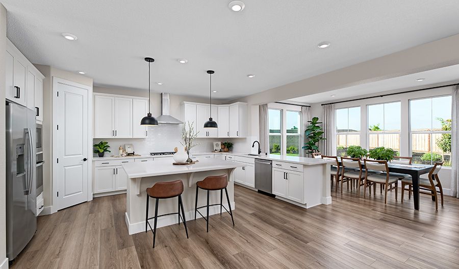 casa en Redstone at Sterling Ranch por Richmond American