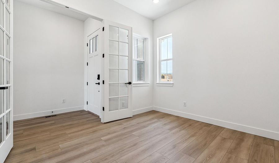 Flex Room