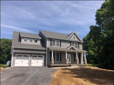 The Dixie - Ridgebury Estates: Slate Hill, New York - Ridgebury Estates