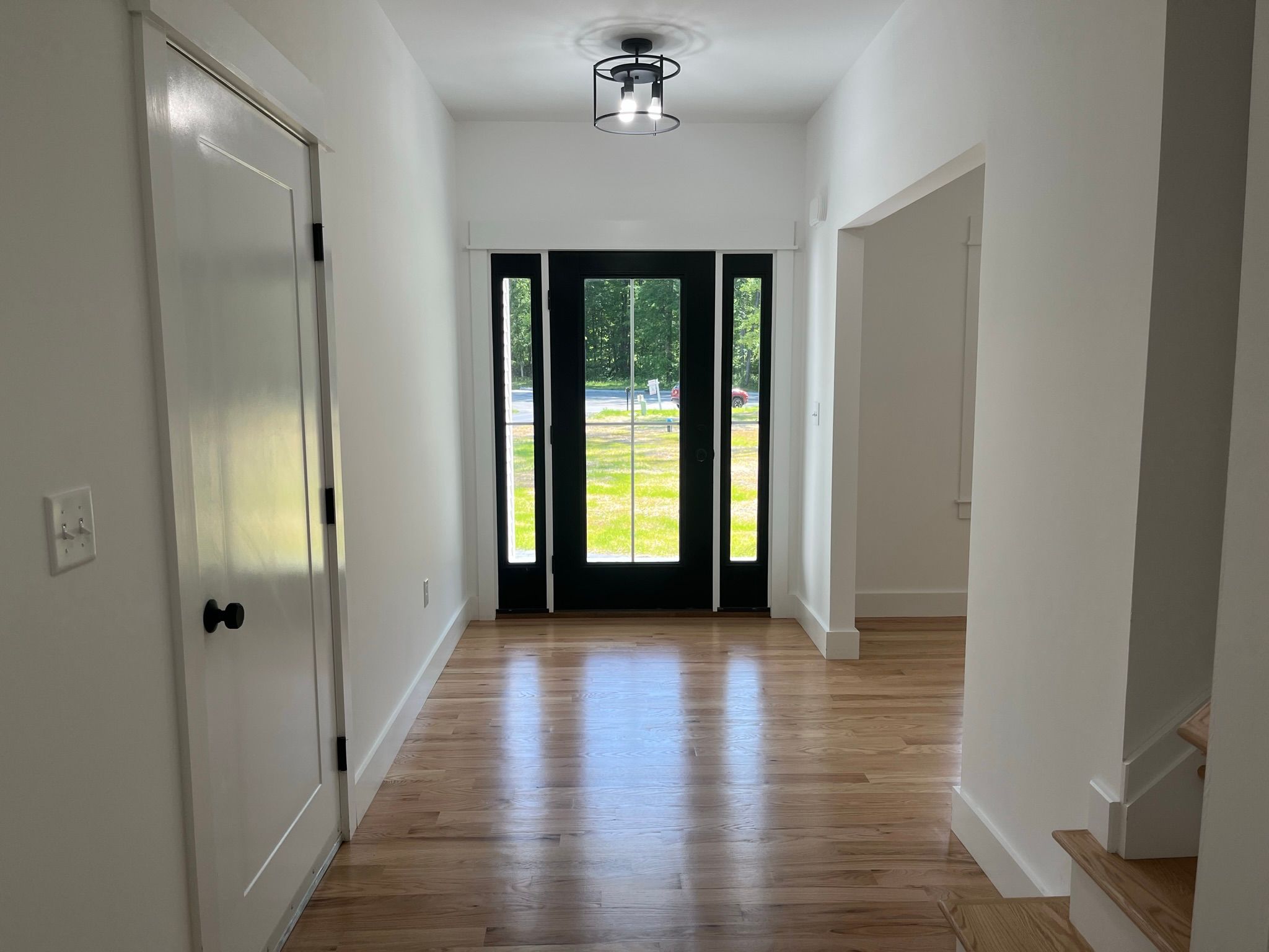 Photos highlight recent build. Options to personalize are available. 