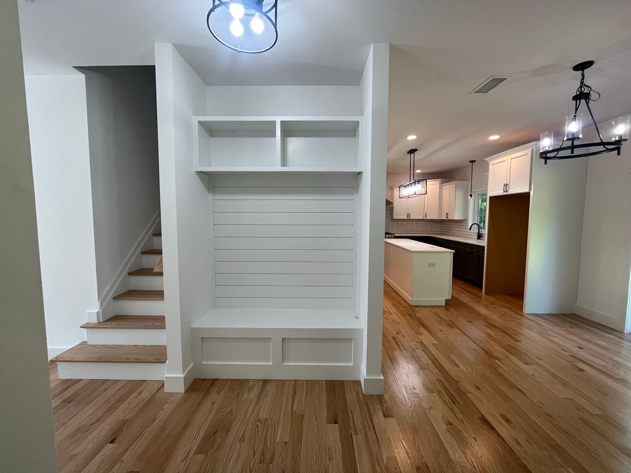 Photos highlight recent build. Options to personalize are available. 