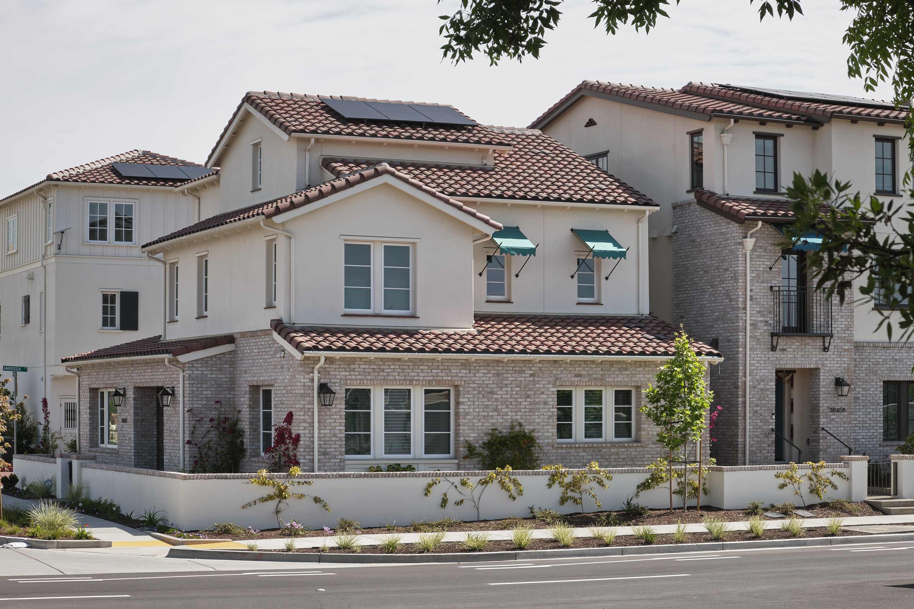 Marabel por Robson Homes en Oakland-Alameda California