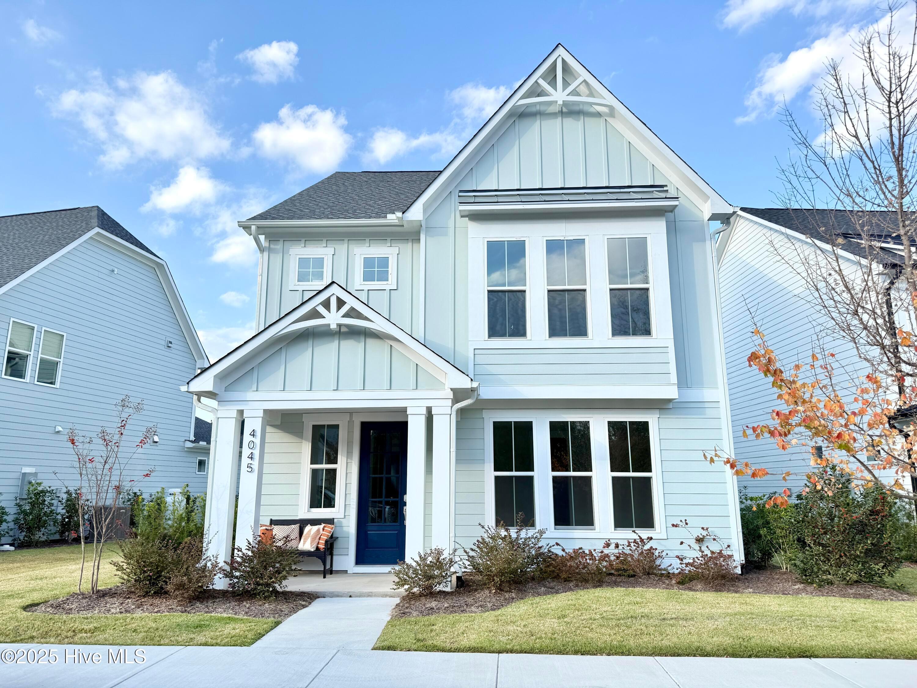 4045 Watersail Drive - East and Mason - Mason Walk: Wilmington, North Carolina - RobuckHomes