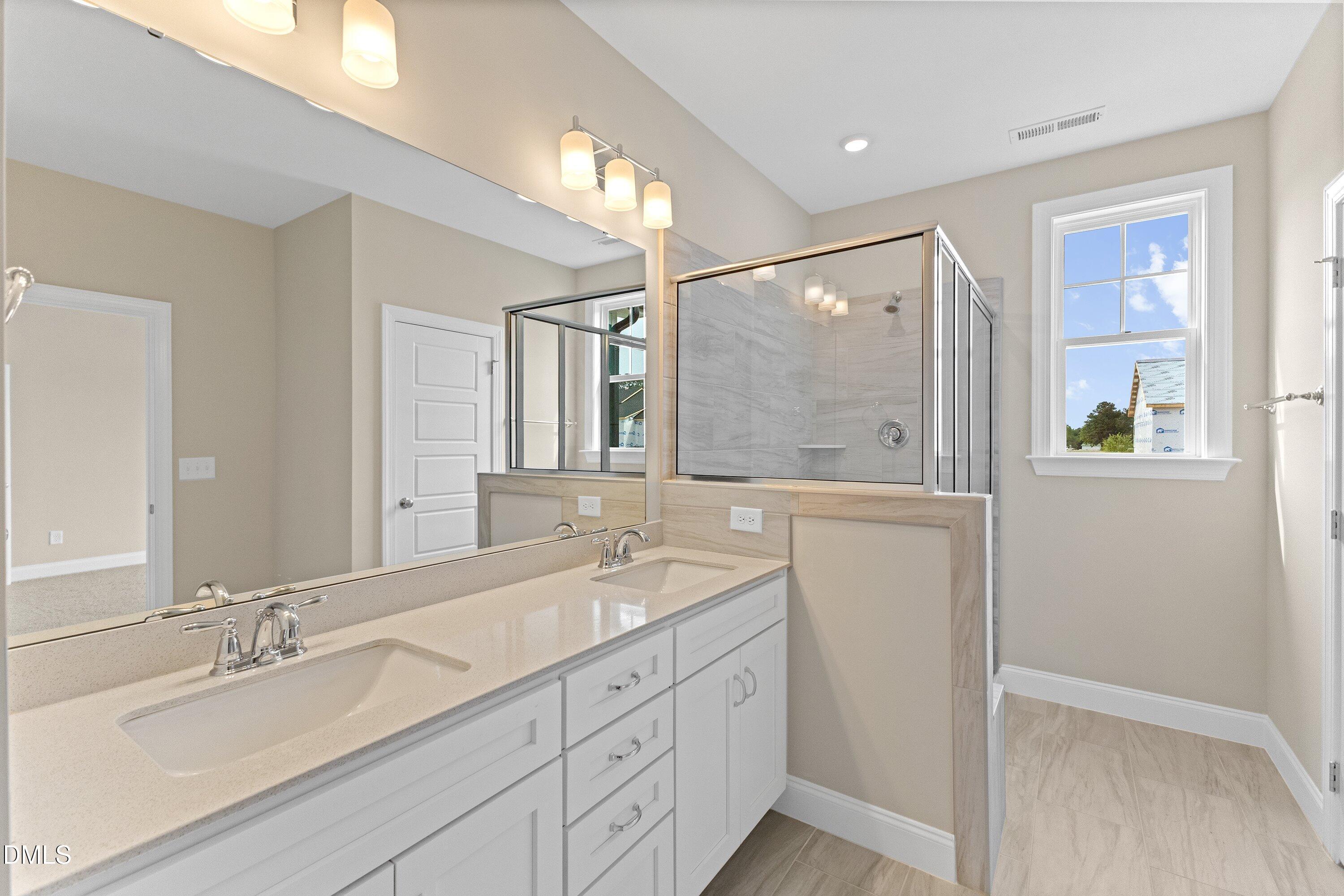Bathrooms Image