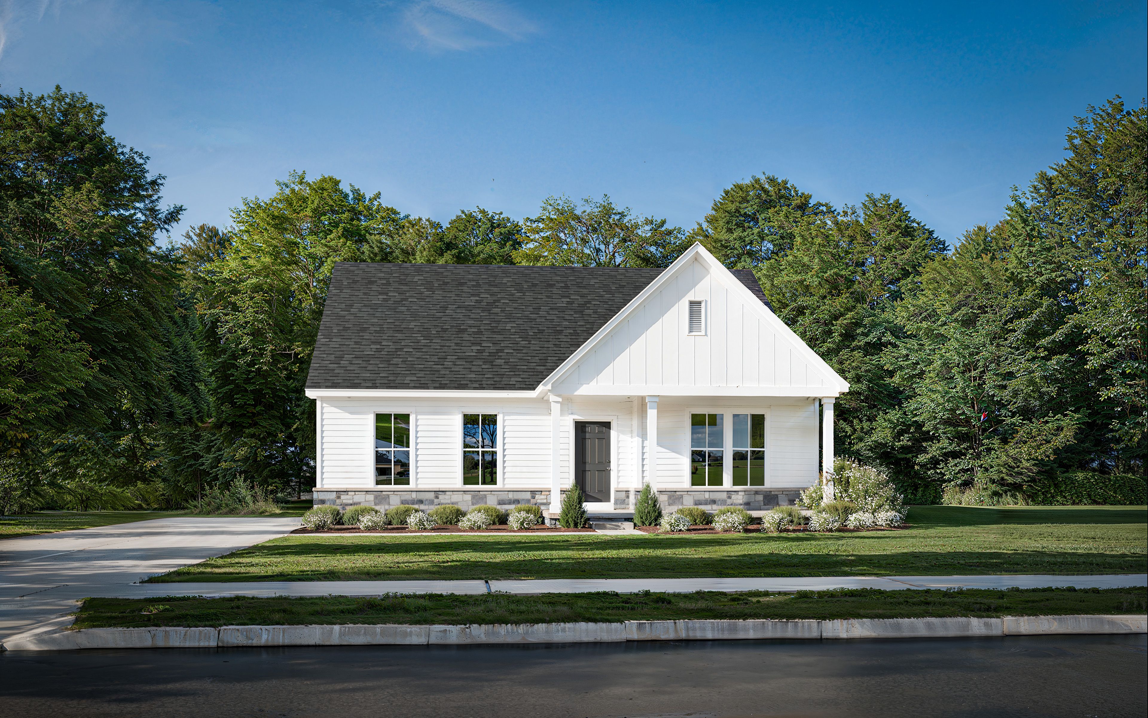 1813 Silverlawn Drive. Grove City, OH 43123