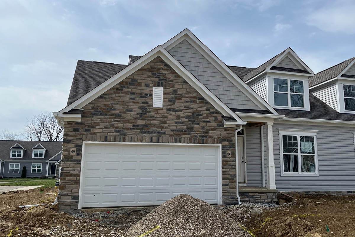 Fillmore - Meadow Grove Reserve Condos: Grove City, Ohio - Rockford Homes