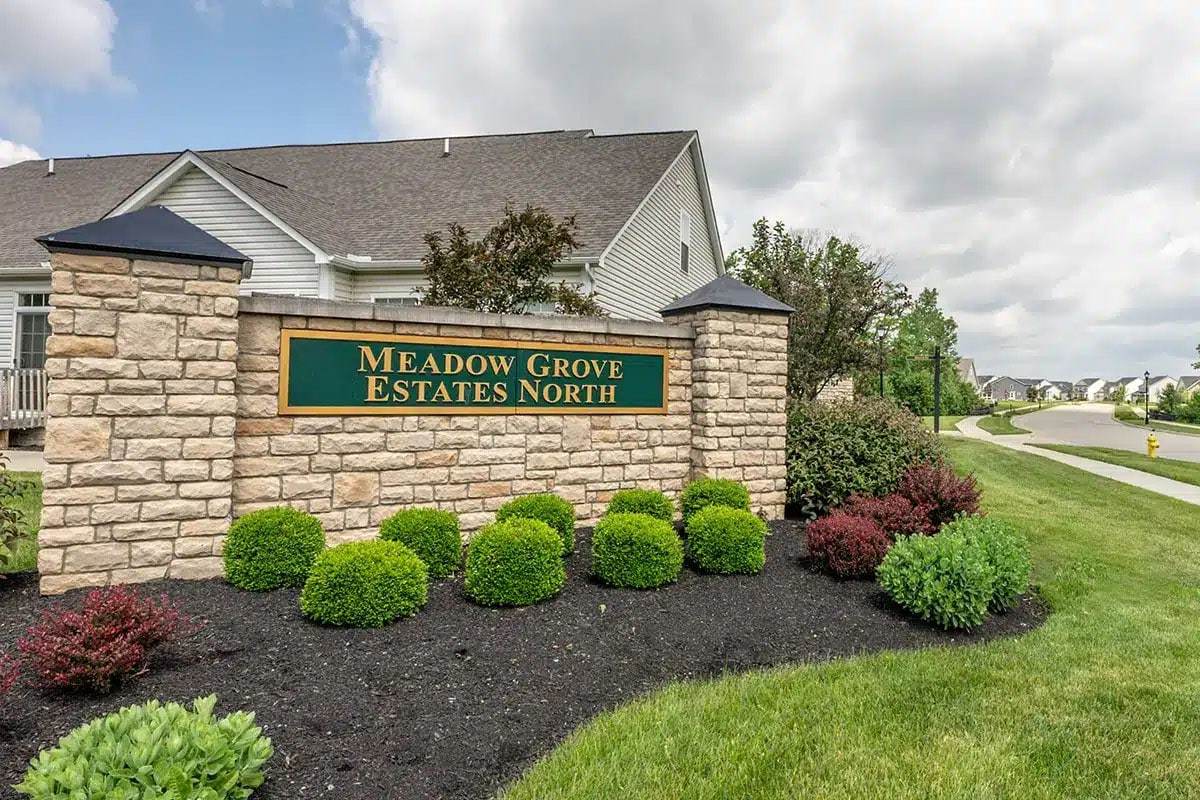 casa en Meadow Grove Estates North por Rockford Homes