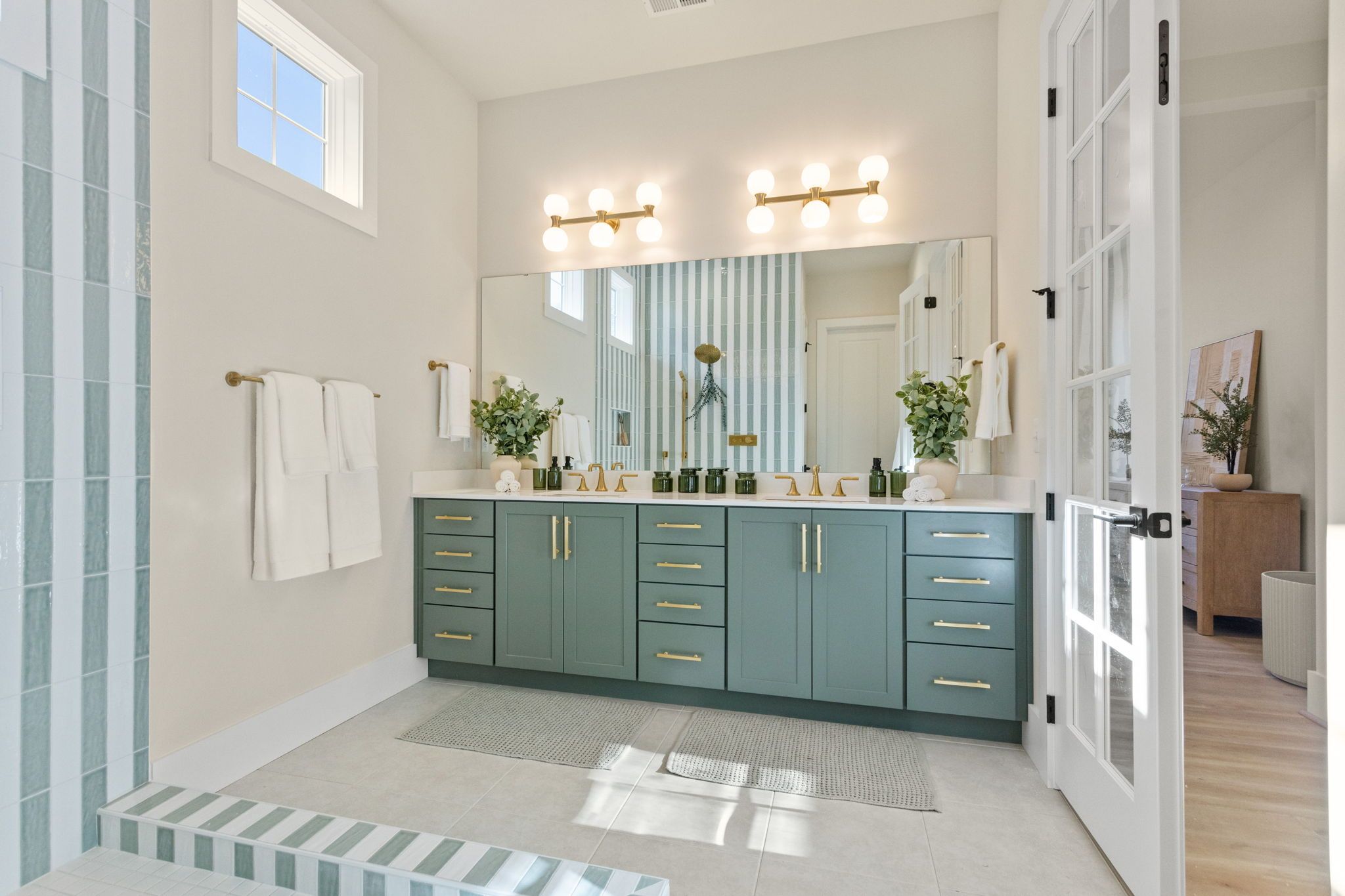 Baltic - Primary Bath