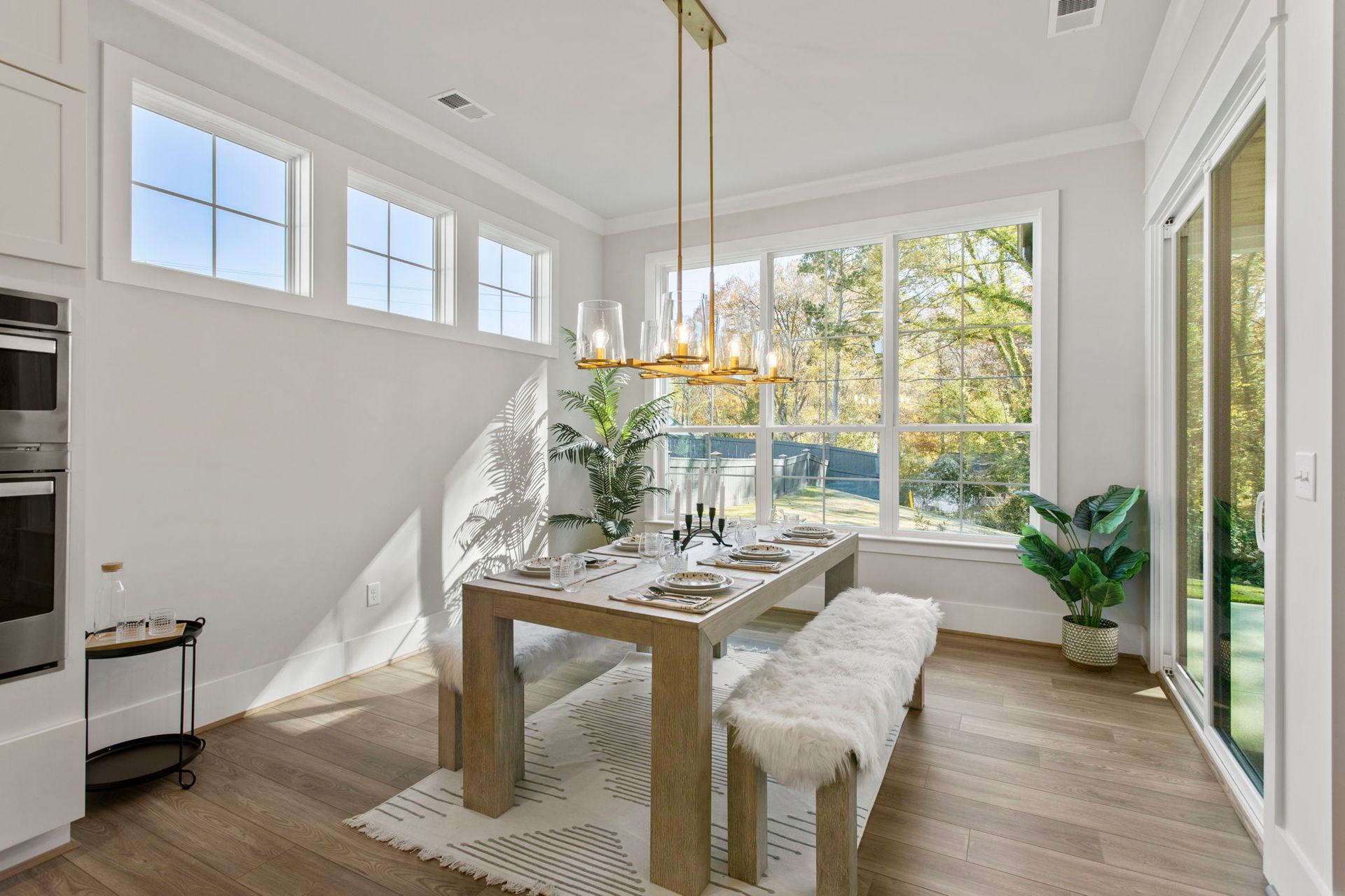 Aurora - Dining Room