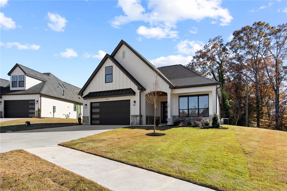 105 Pine Hill Way (105 Pine Hill Way) Image