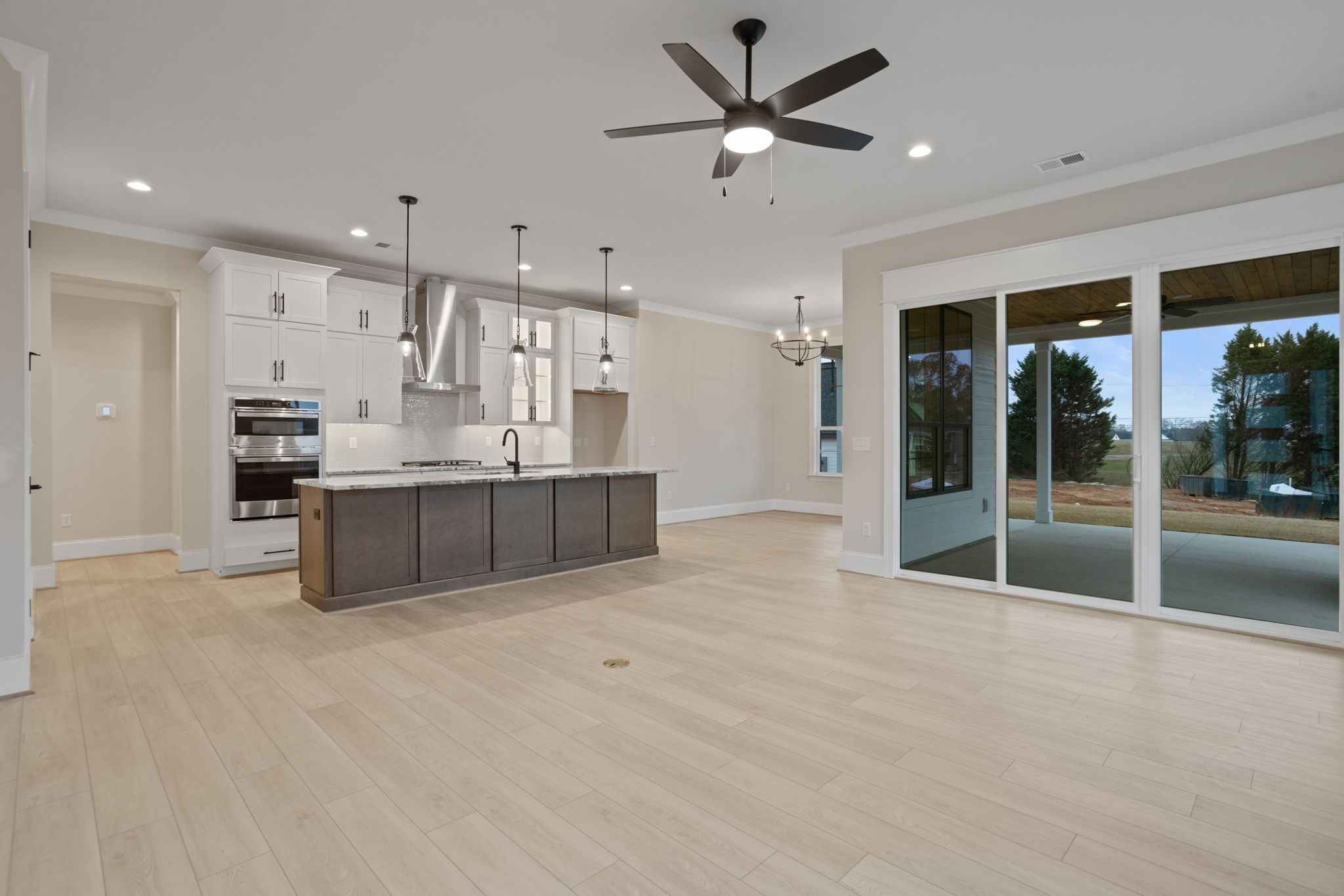 Polar - Great Room 2