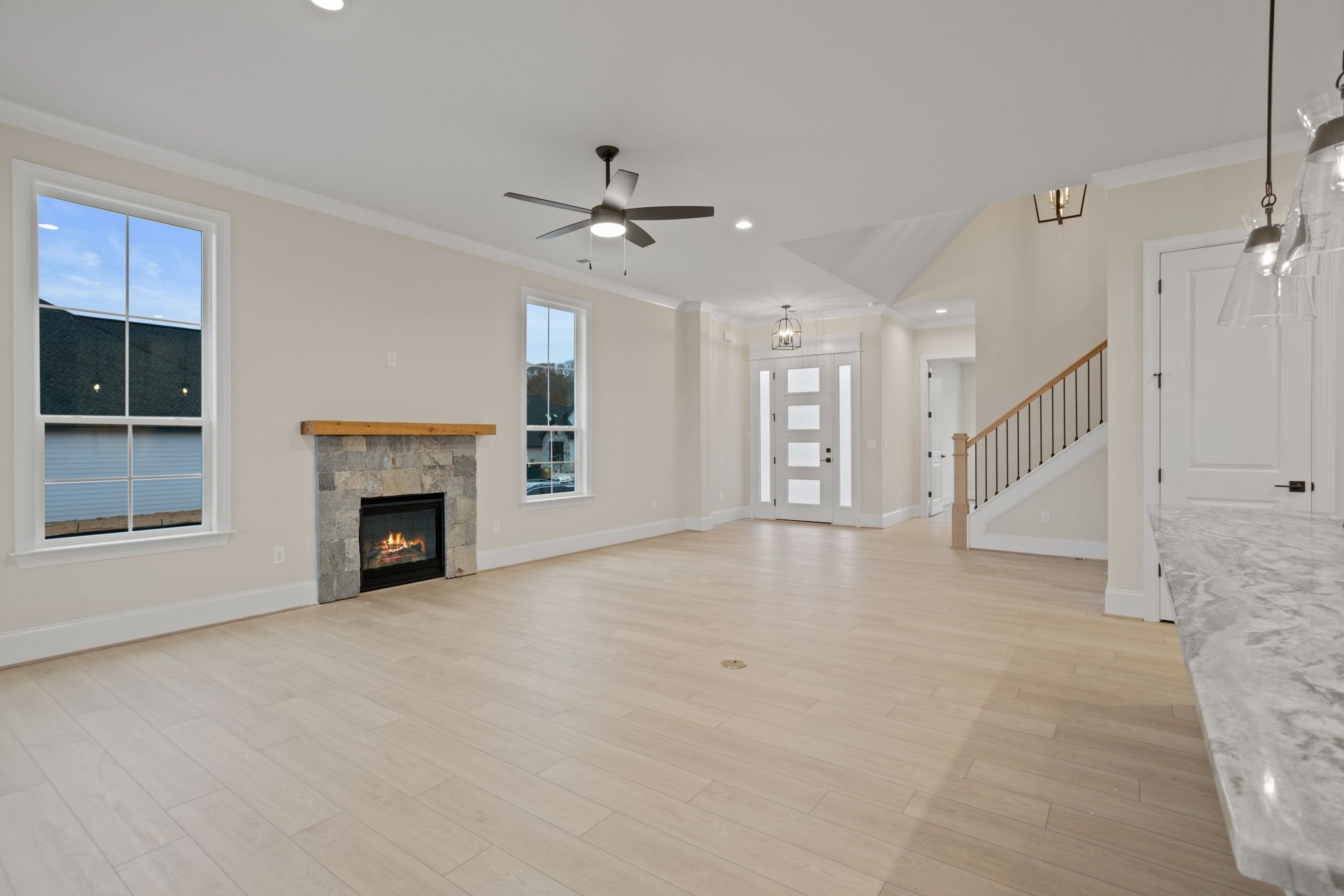 Polar - Great Room 4