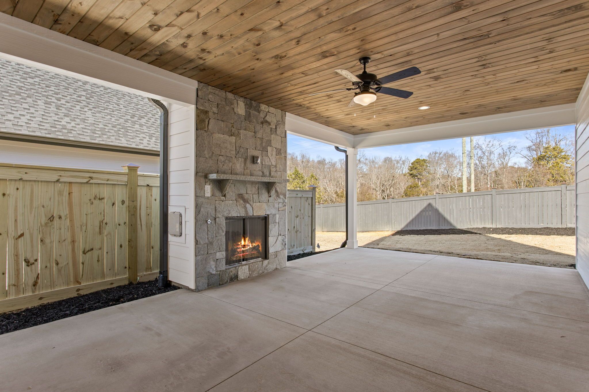 Skandia B - Back Patio