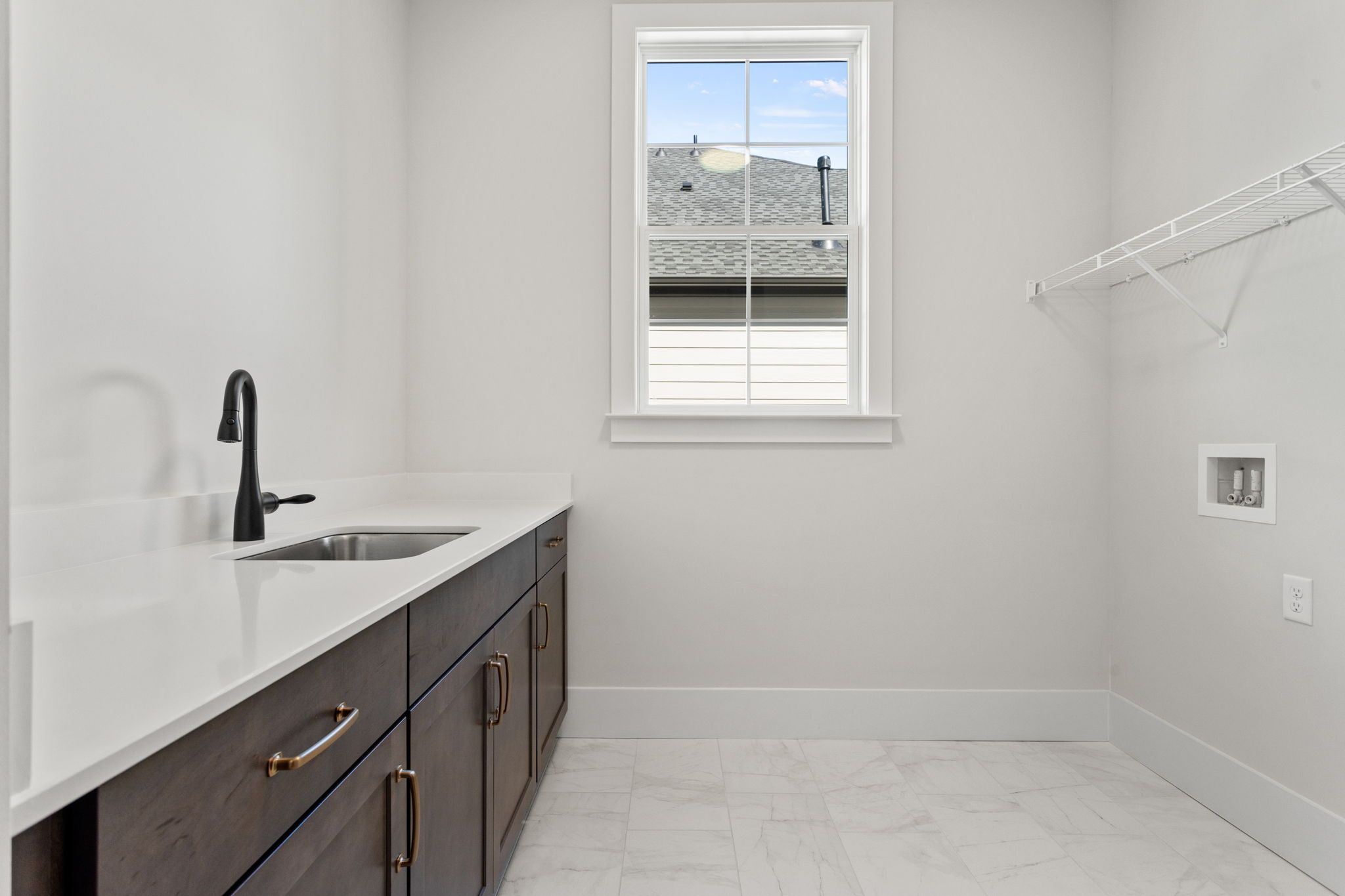 Aurora C - Laundry Room