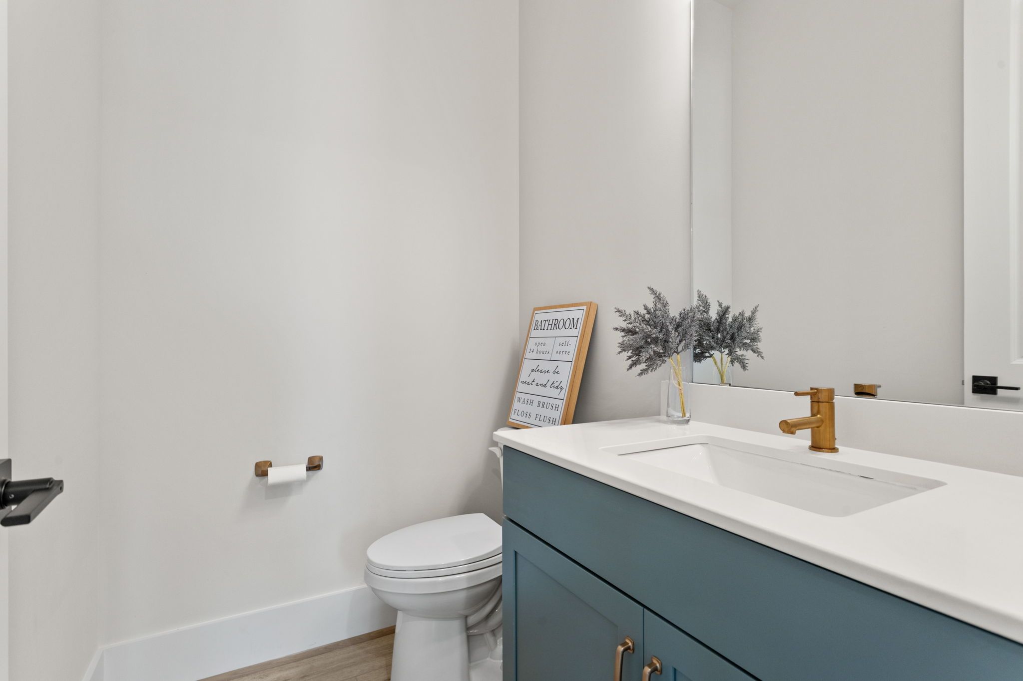 Aurora C - Bathroom
