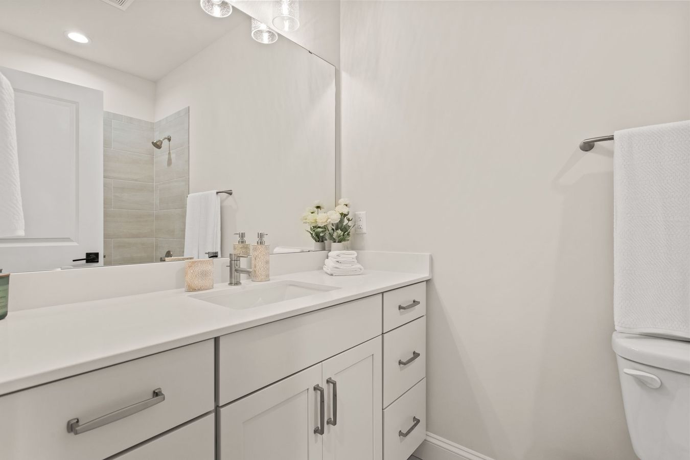 Craftsman II - Bathroom