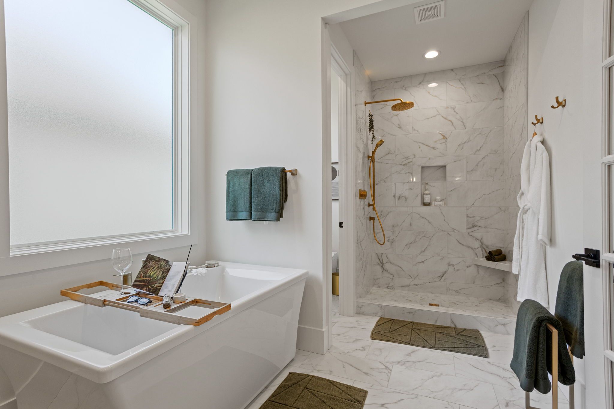 Baltic II - Master Bath