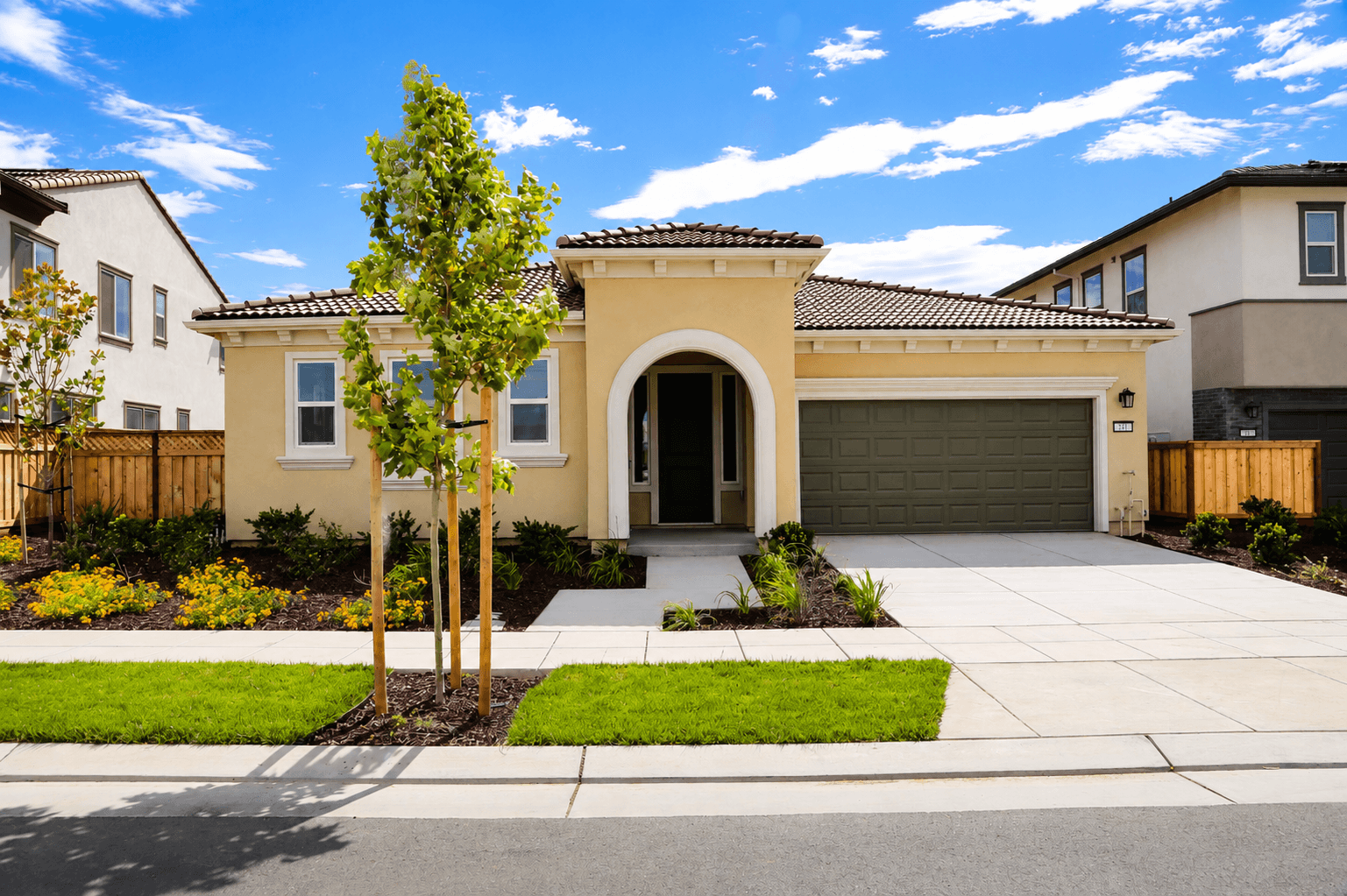 311 W Calabria Drive (Plan 1) Image