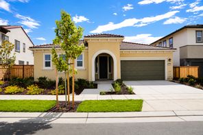 311 W Calabria Drive (Plan 1)