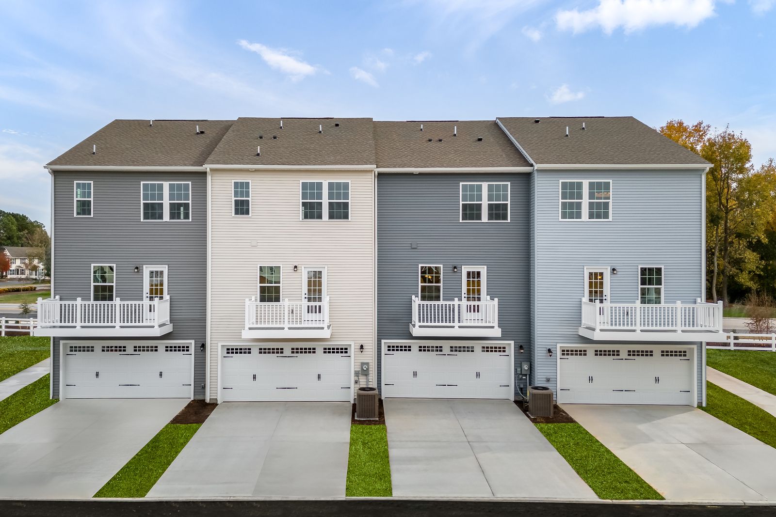 casa en Spring Branch Townhomes por Ryan Homes