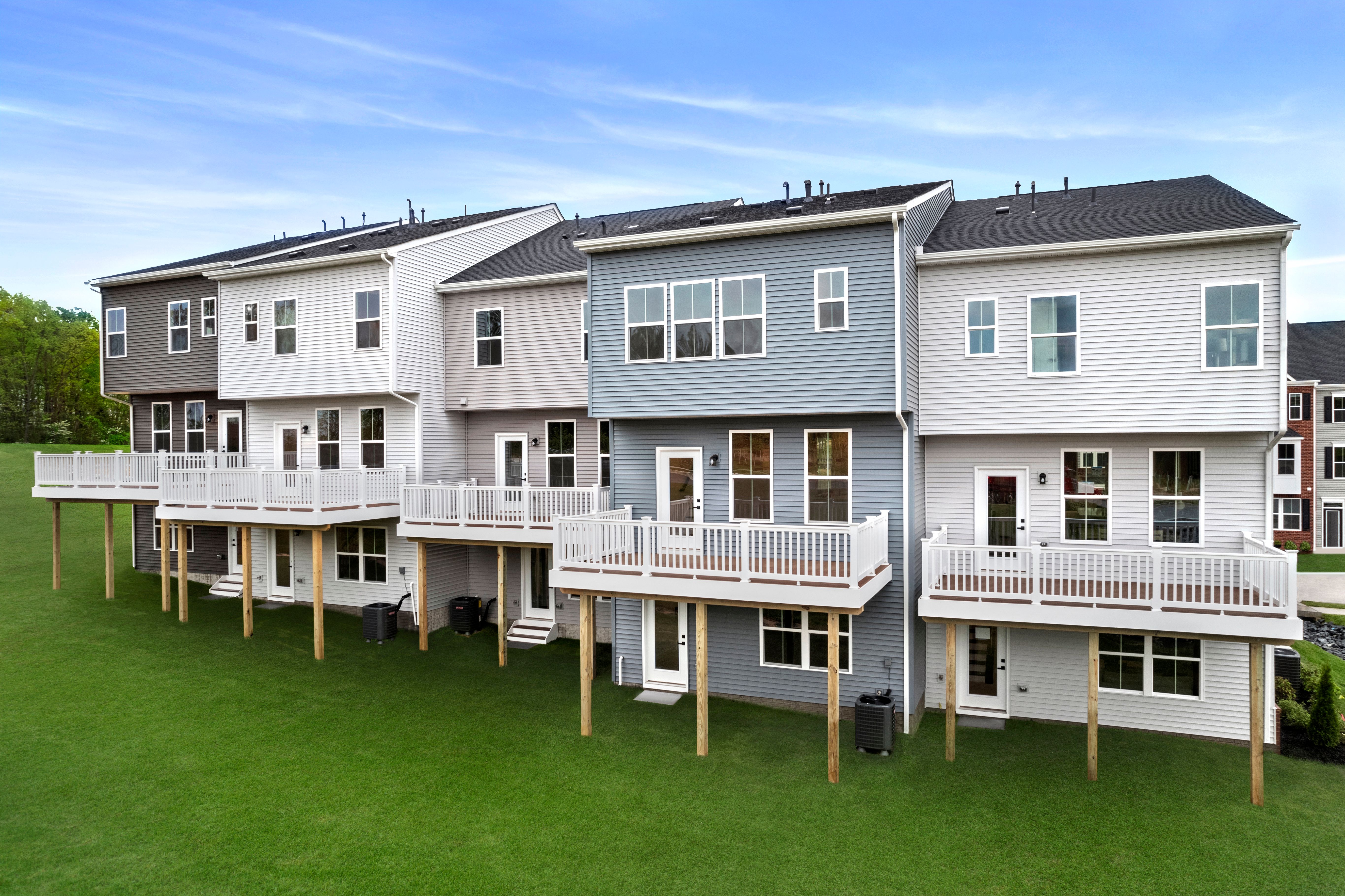 casa en Courthouse Commons Townhomes por Ryan Homes