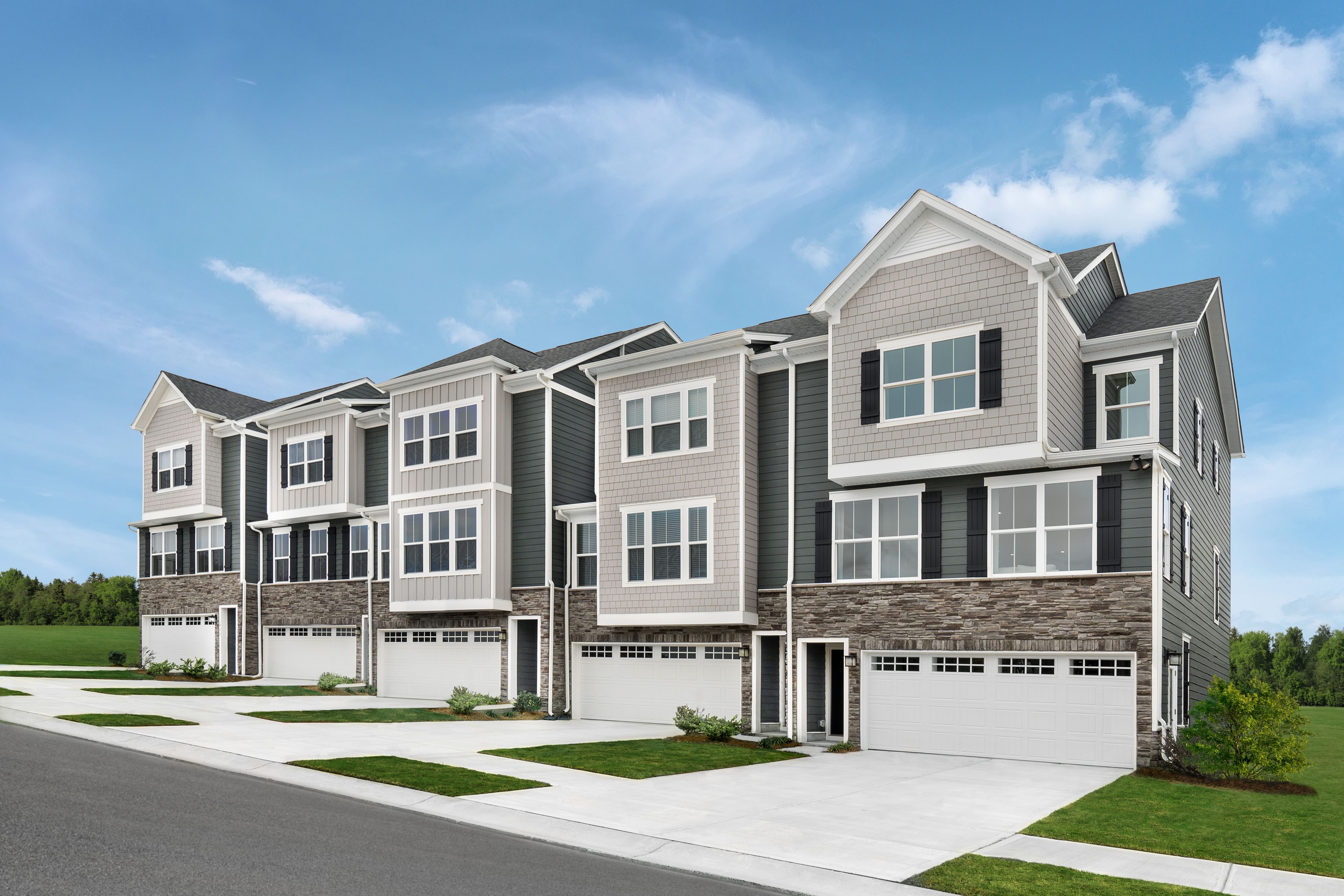 casa en Pine View Townhomes por Ryan Homes
