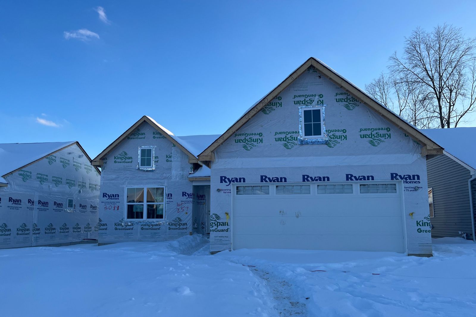 Hidden Lakes Ranches por Ryan Homes en Akron Ohio