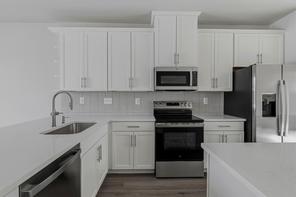 2210 Town Center Drive SE (Clarendon)