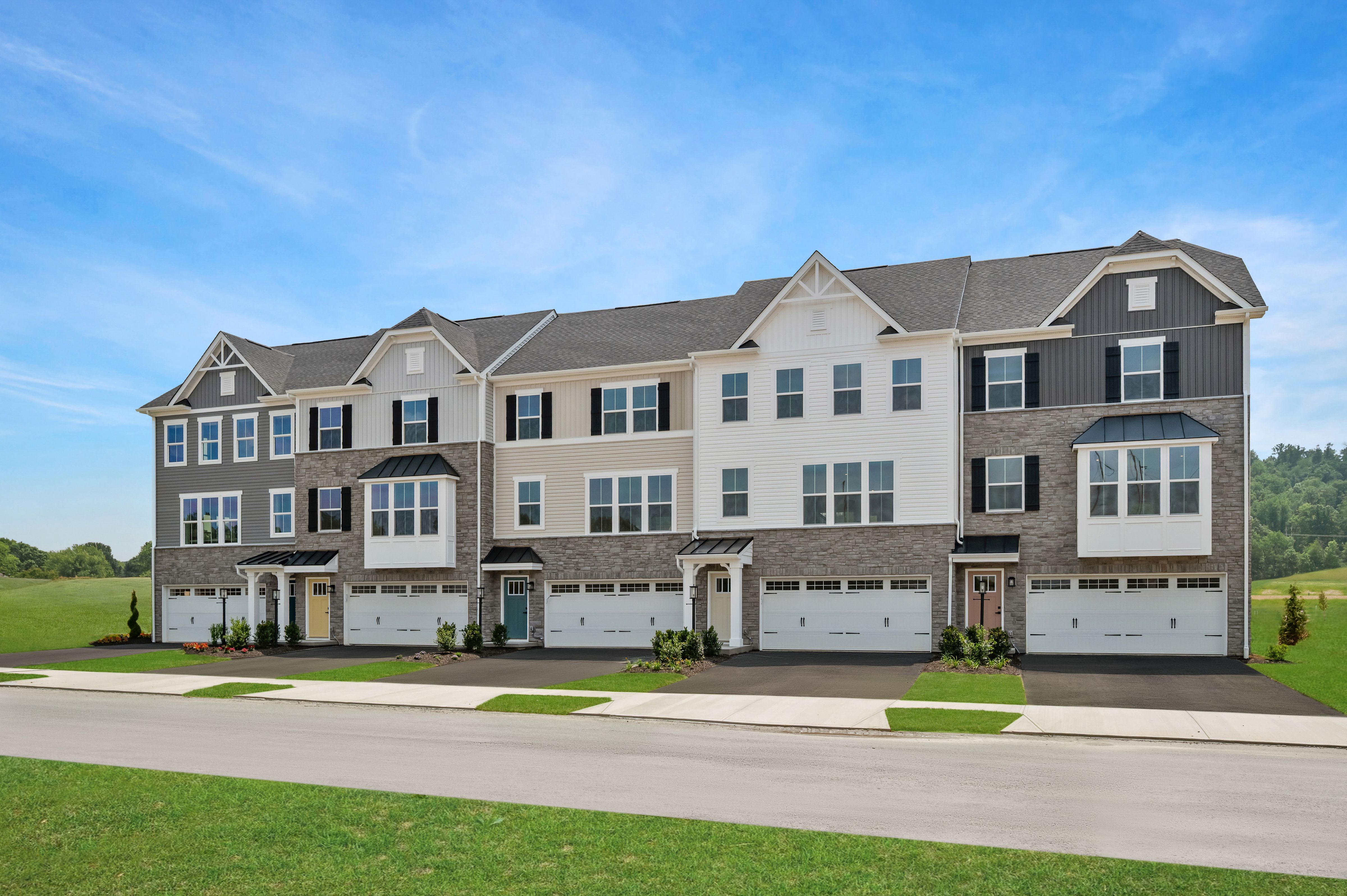 Glade Run Townhomes por Ryan Homes en Pittsburgh Pennsylvania