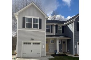 353 Rockridge Drive (Pine)