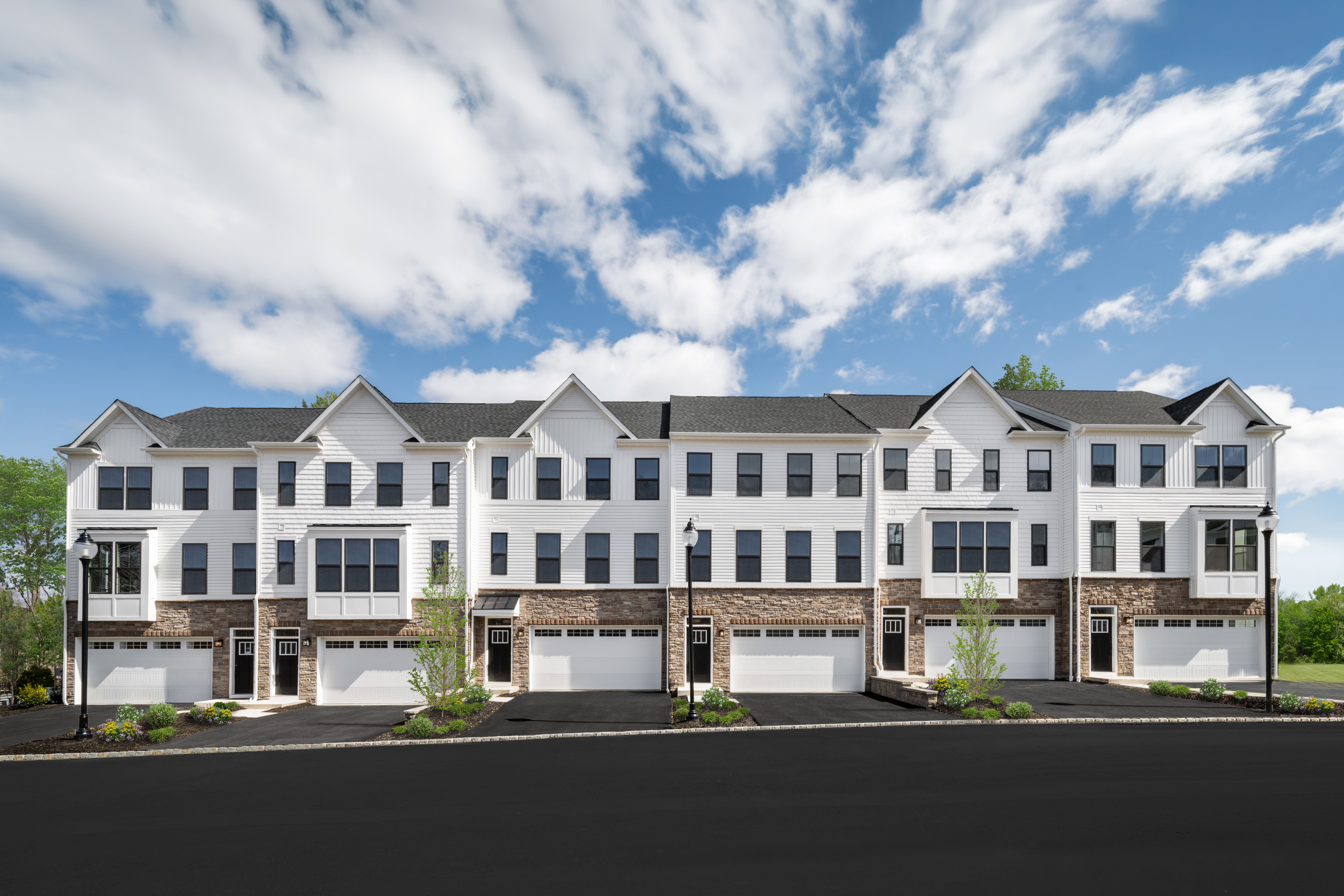 1 Lafayette Lane. Towaco, NJ 07082