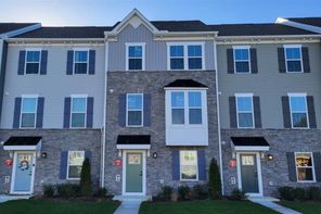 8626 South Park Drive Unit 3 (Strauss 4-Story)