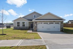 1030 Rev Robert Reid St (Move-In Ready Dominica Spring)