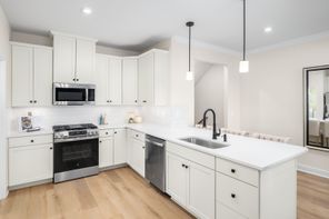 24 Amos Way (Griffin Hall)