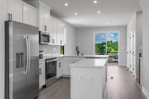 2642 NAYLOR ROAD SE (Clarendon)
