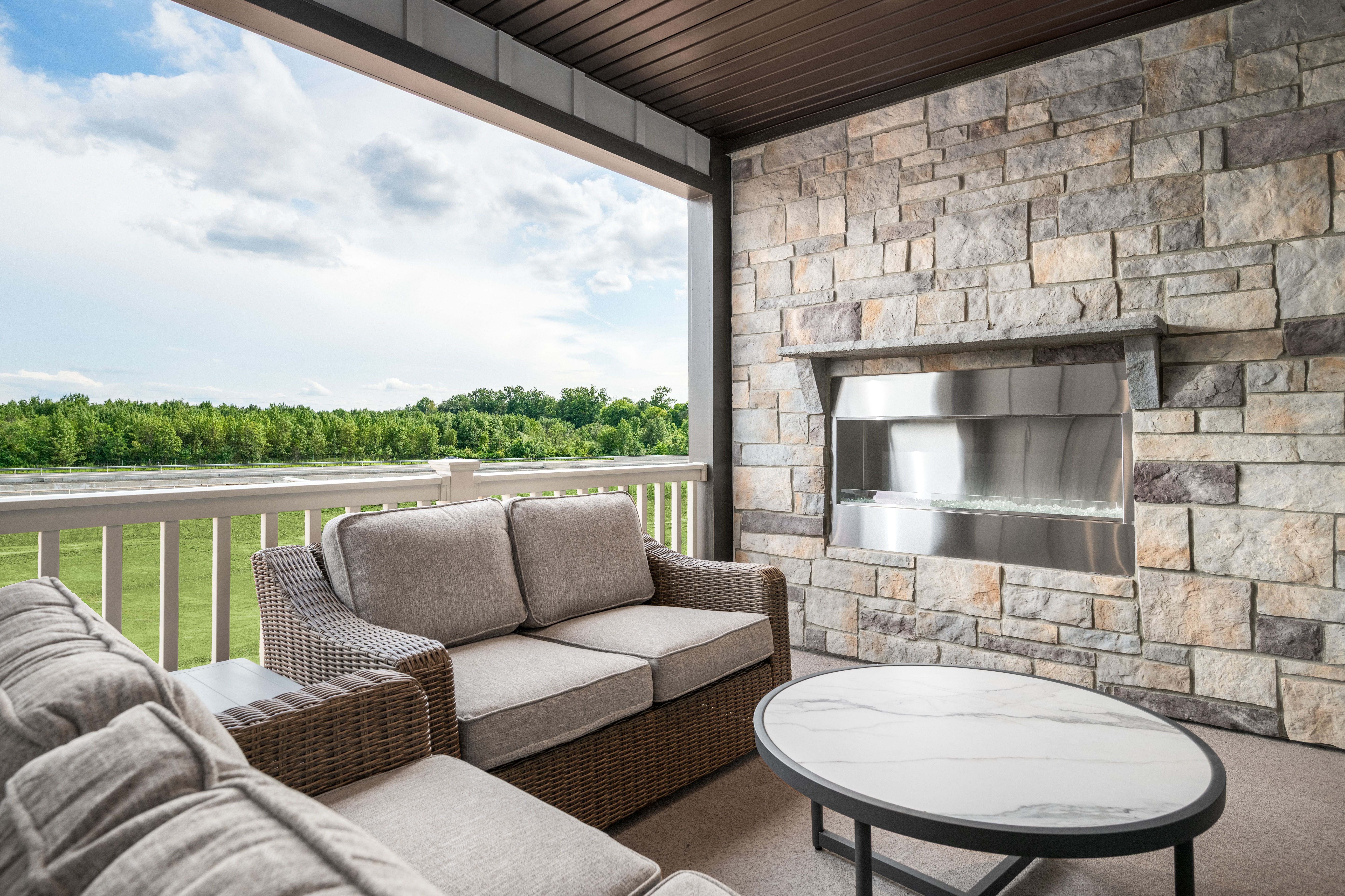 casa en Parkridge West Townhome-Style Condos por Ryan Homes