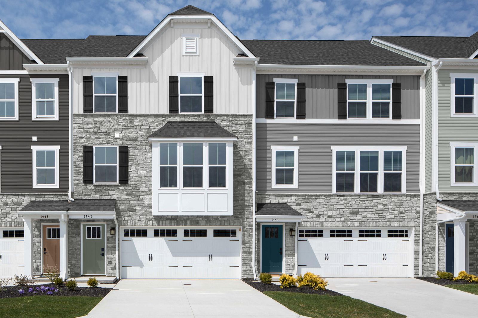 Wexford - Falls Landing: Olmsted Falls, Ohio - Ryan Homes