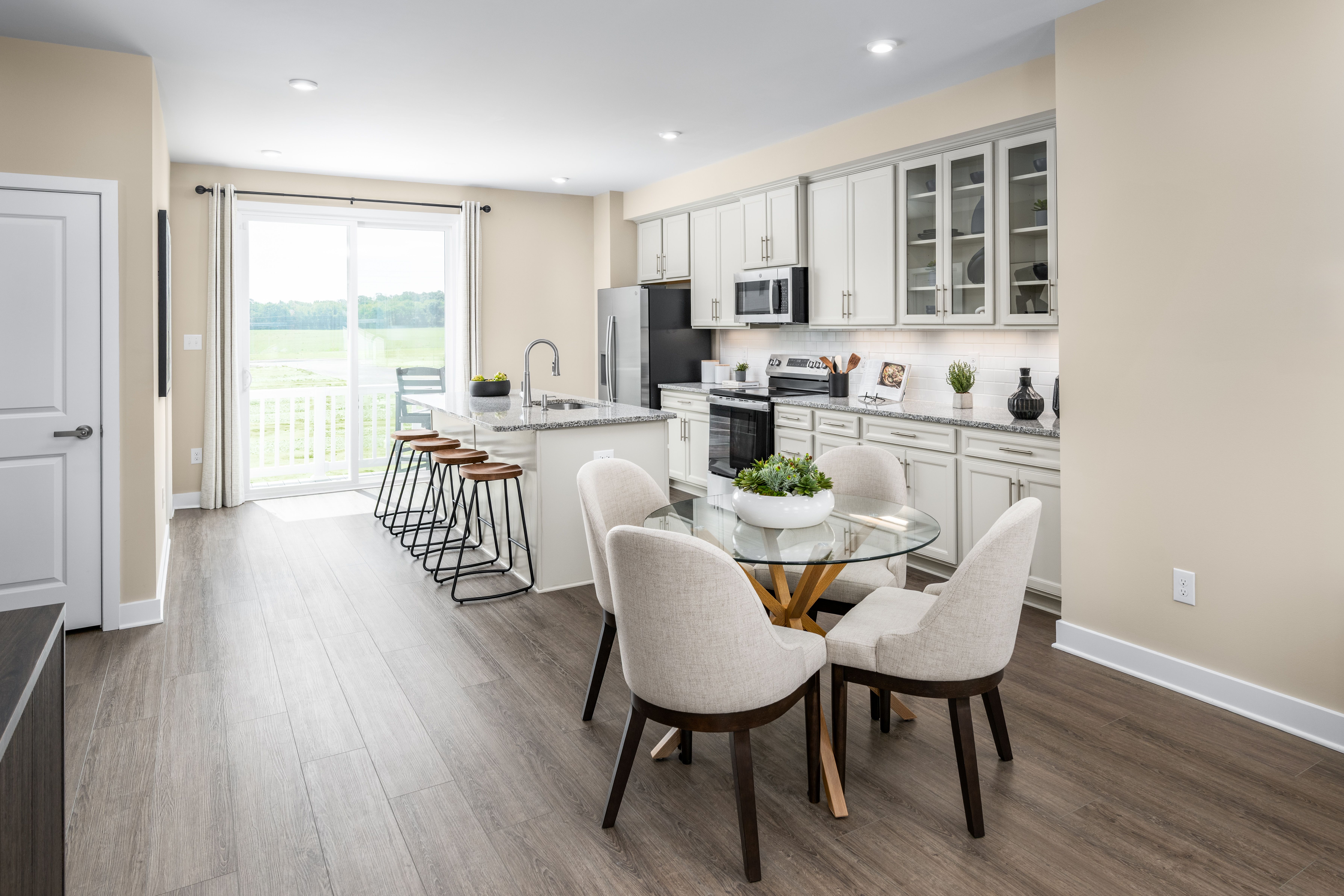 casa en Kings Meadow 3-Story Townhomes por Ryan Homes