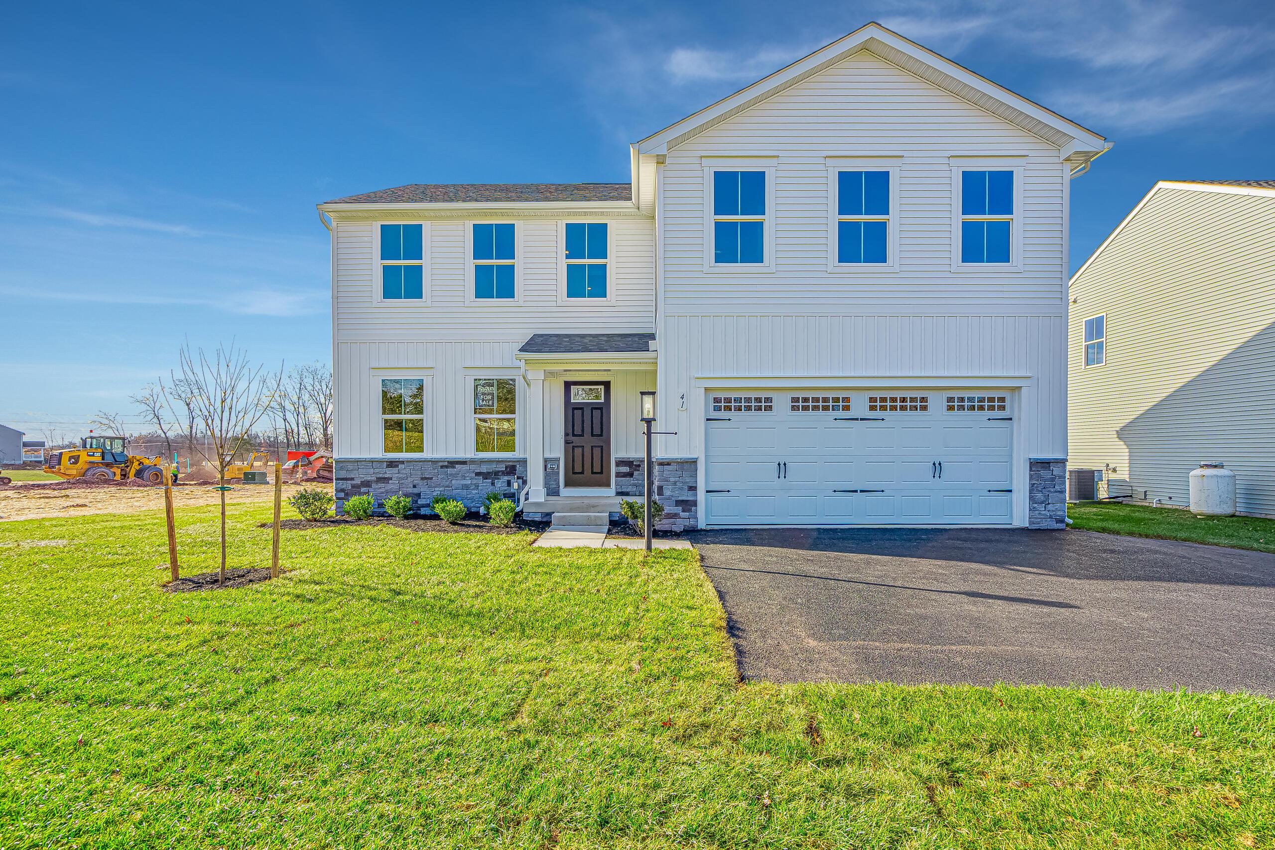 Elder - Kortney Meadow: Gettysburg, Pennsylvania - Ryan Homes