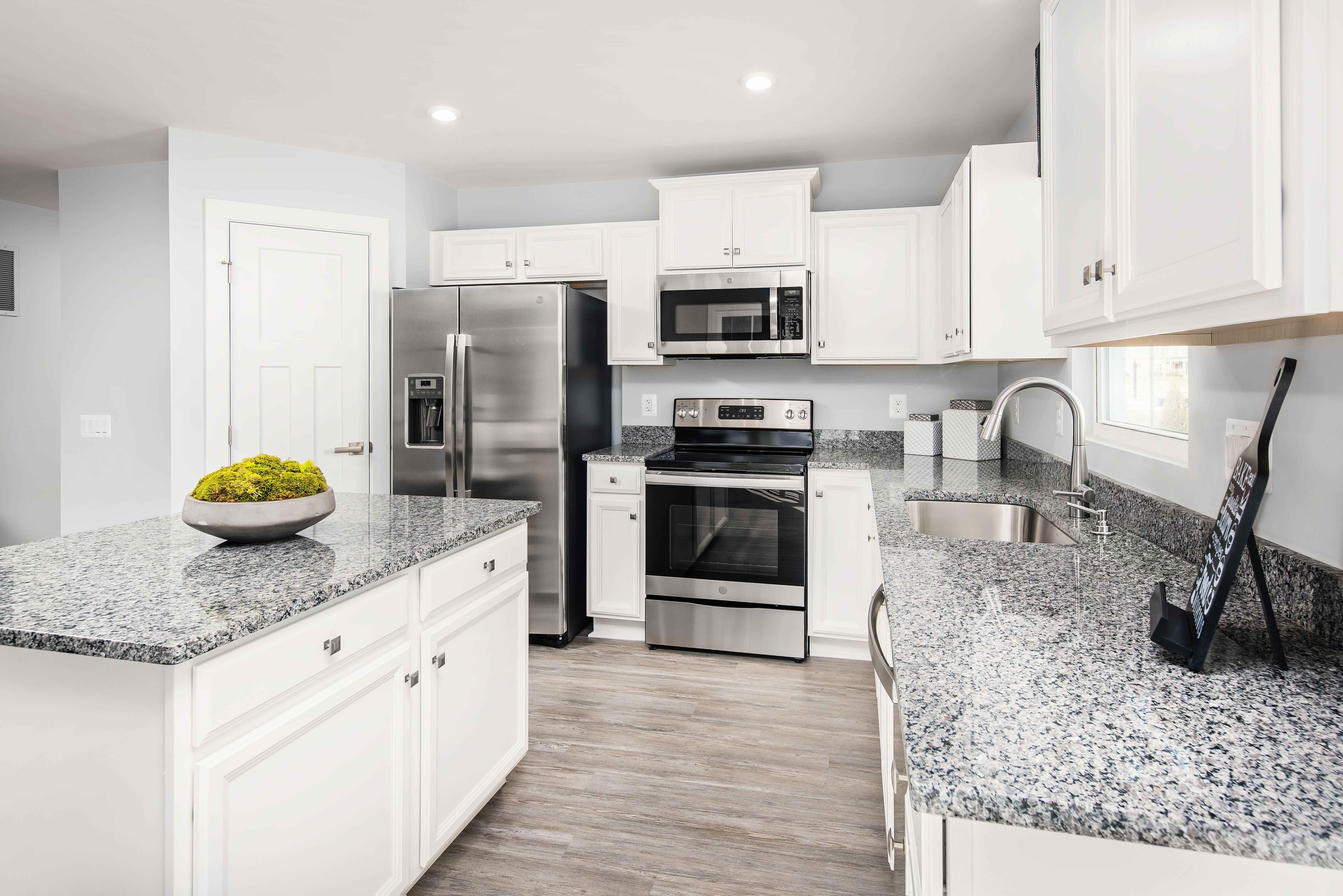 casa en Serenity 55+ por Ryan Homes