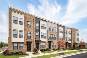 2266 Waterfront Way (Waterfront Strauss 4 Story)